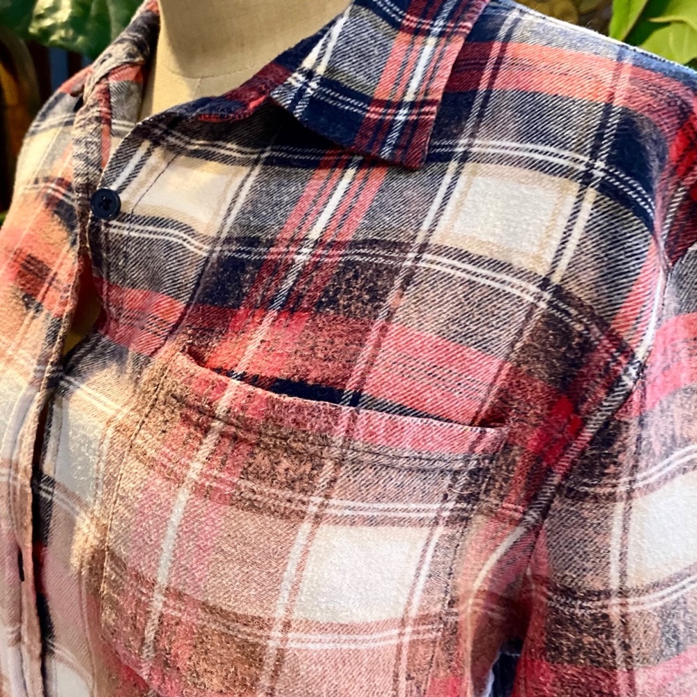 Anthropologie custom bleached flannel - Picture 9 of 13